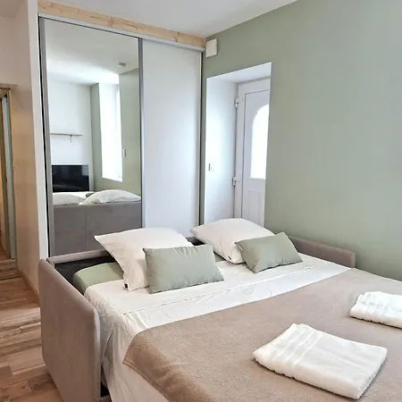 Le Cocon De Charme - 4pers - 2min Halle Marcadieu - 6min Centre *